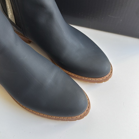 Lucchese Ladies Garden Boot - Picture 3 of 7